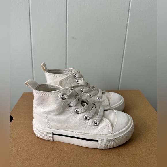 Sporty Casual Toddler Shoes - Picture 1 of 7